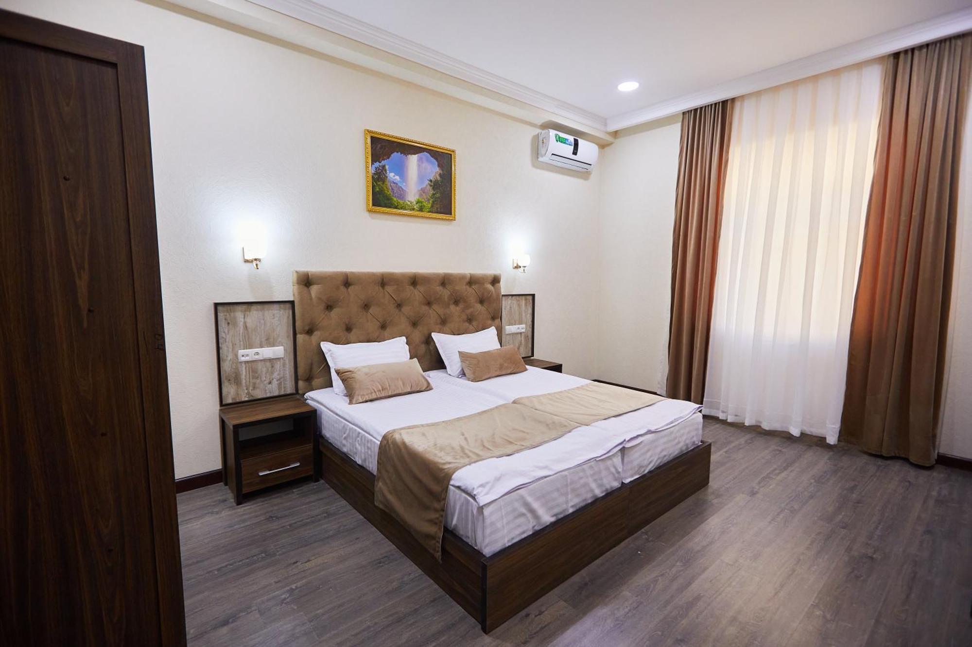 Grand Art Hotel Tashkent Exterior photo