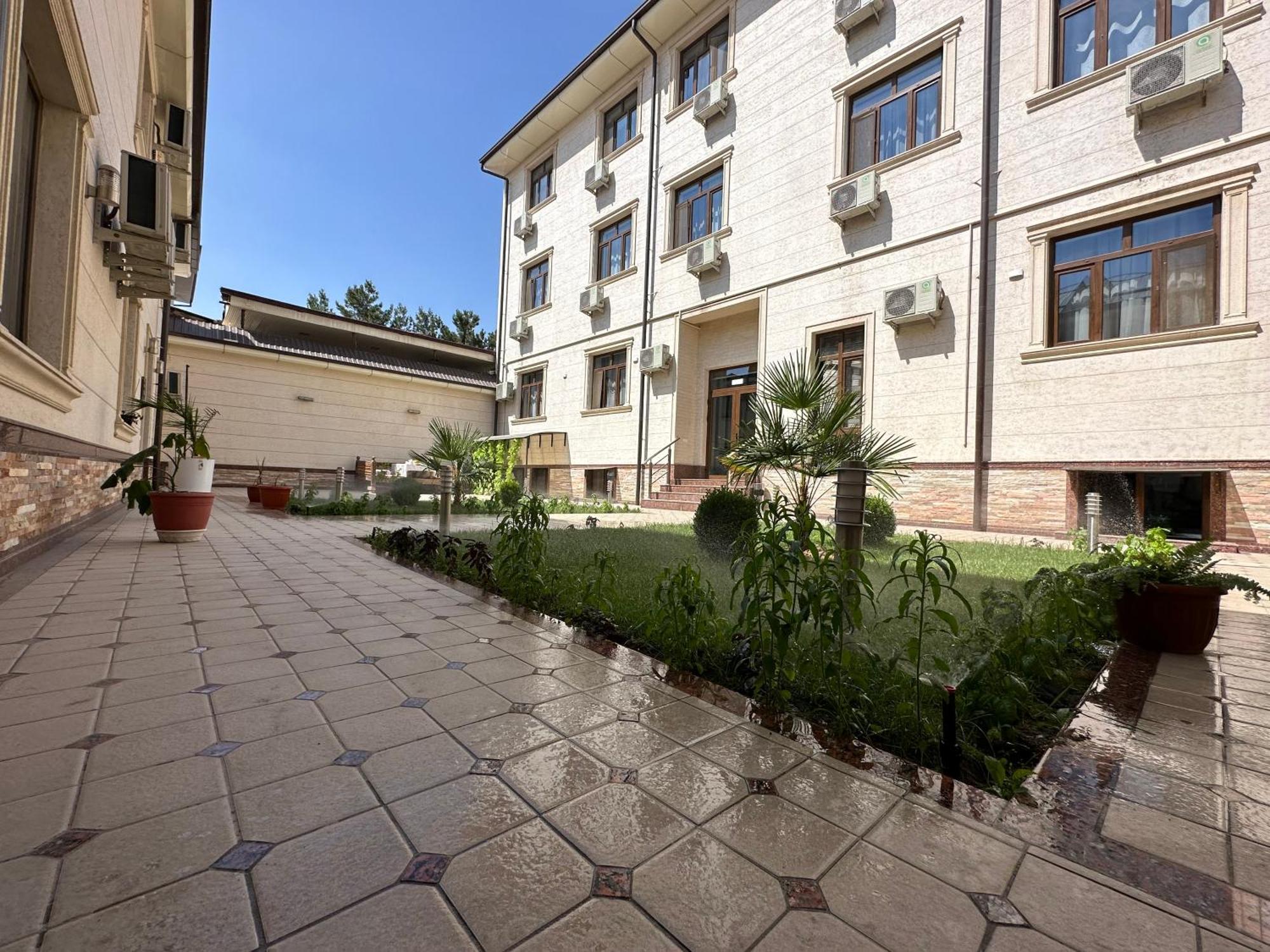 Grand Art Hotel Tashkent Exterior photo