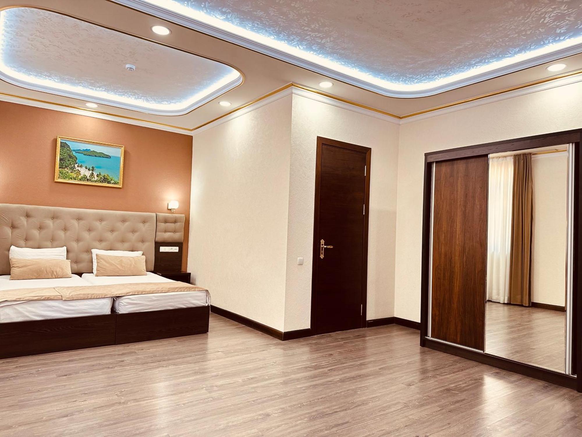 Grand Art Hotel Tashkent Exterior photo